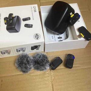 Mic With Charging Case Magnetic Plug Play Microphone Qy88 - main view