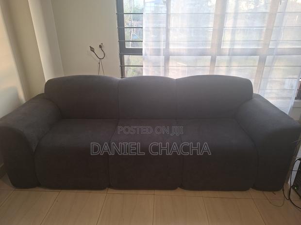 Modern 3-Seater Fabric Sofa – Dark Grey – Excellent Condition