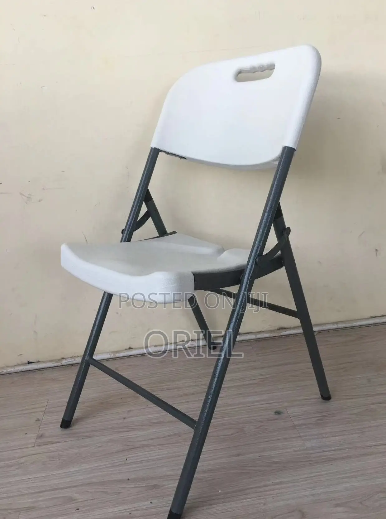 Plastic Chairs; Uv-Resistant Foldable Outdoor Patio Chair