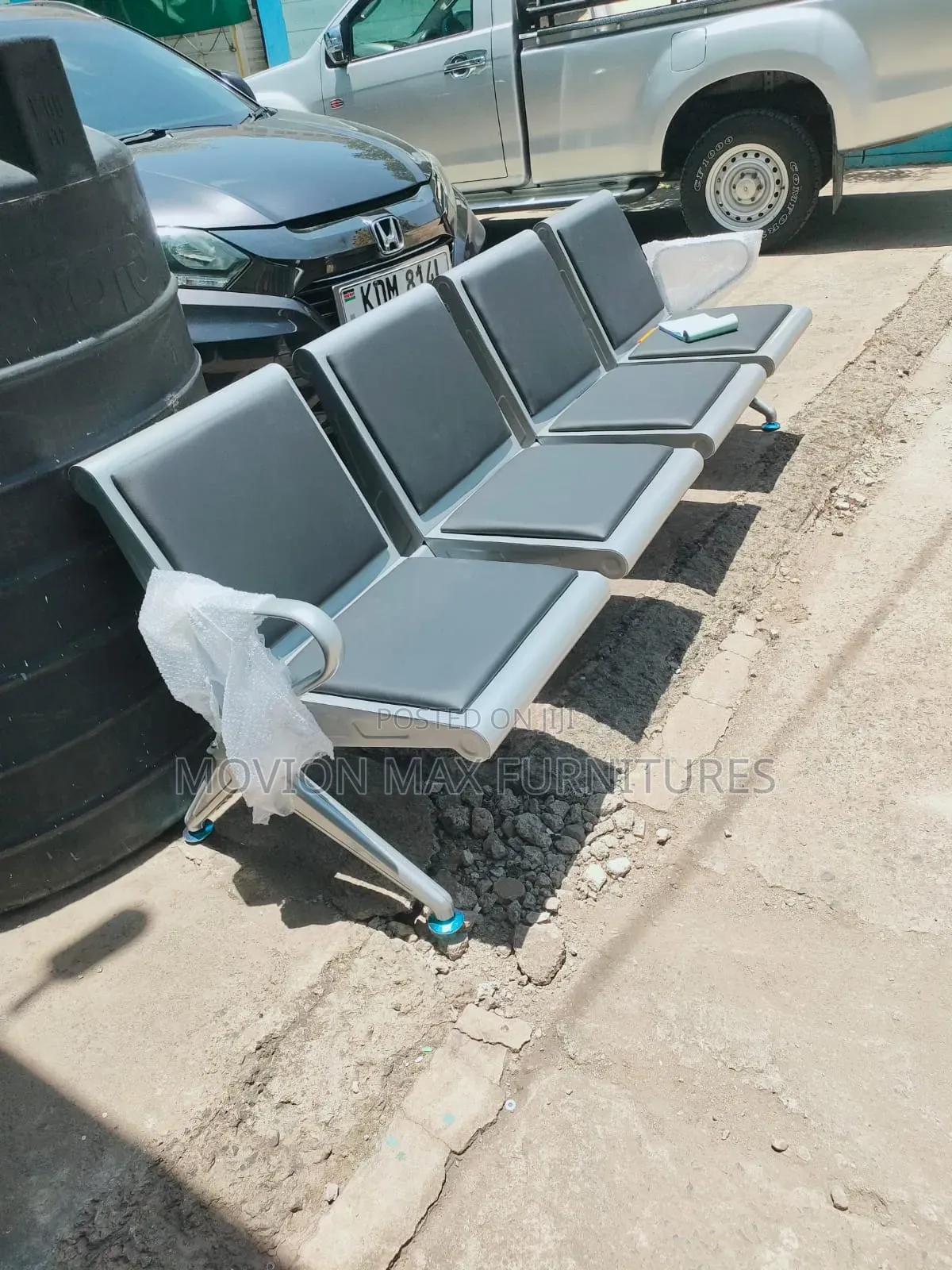 Black Heavy Duty Link Bench Chair