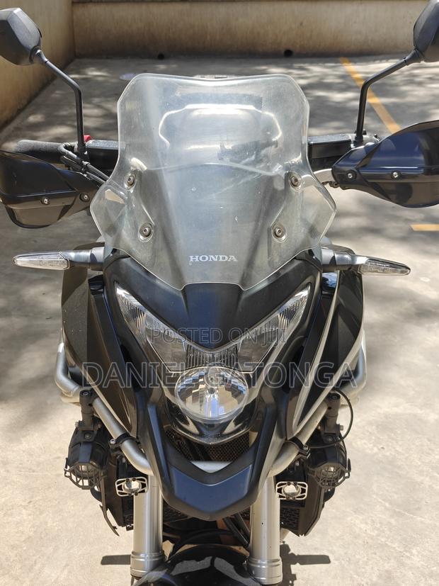 Honda 2012 Black - thumbnail 5