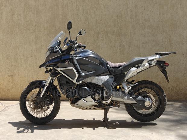 Honda 2012 Black - thumbnail 6