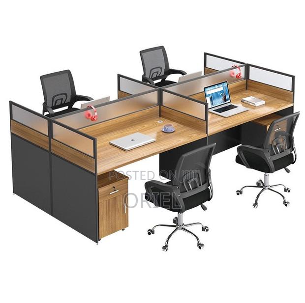 Office Workstation; Open-plan Curved 4-person Workstation - thumbnail 4