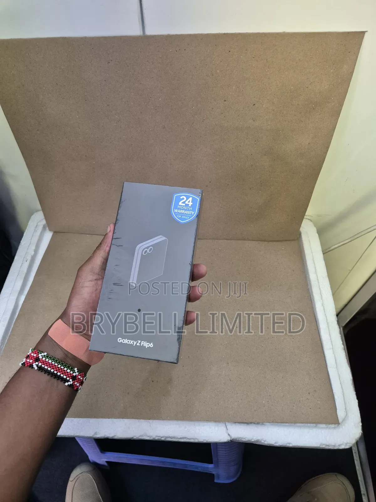 New Samsung Galaxy Z Flip6 256 GB Blue