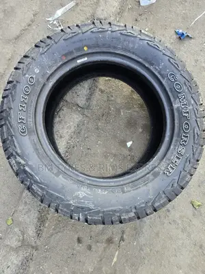 215 /65 R16 Comforser(All Terrein)