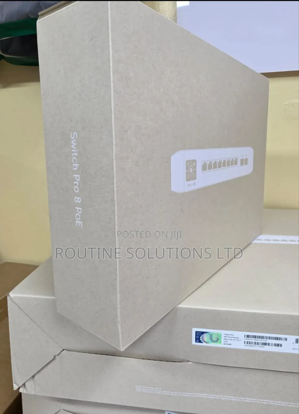 Ubiquiti Usw-Pro - 8 Poe 8 Port Poe Switch