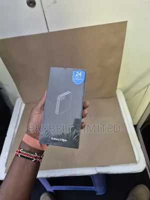 New Samsung Galaxy Z Flip6 256 GB Silver