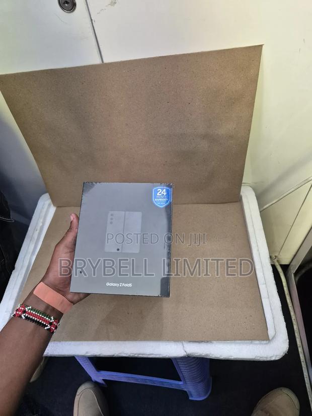 New Samsung Galaxy Z Fold 5 512 GB Blue - main view