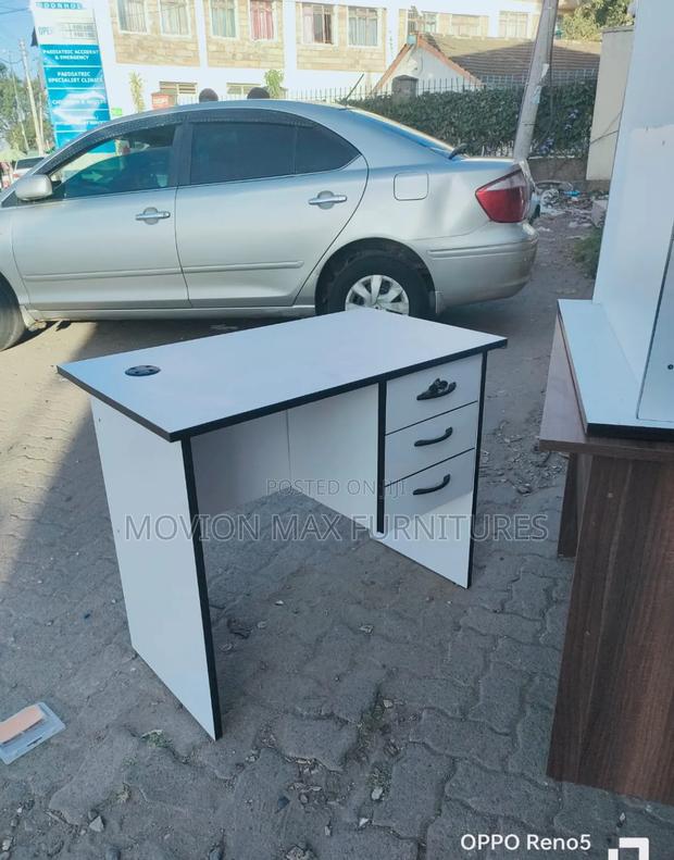 Modern Smart Desk - main view