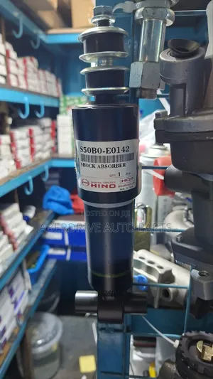 Cabin Rear Shock Absorbers Hino 700