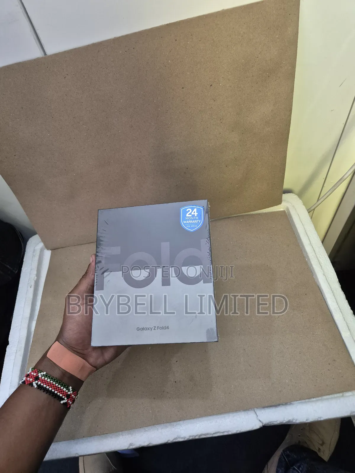 New Samsung Galaxy Z Fold4 256 GB Blue