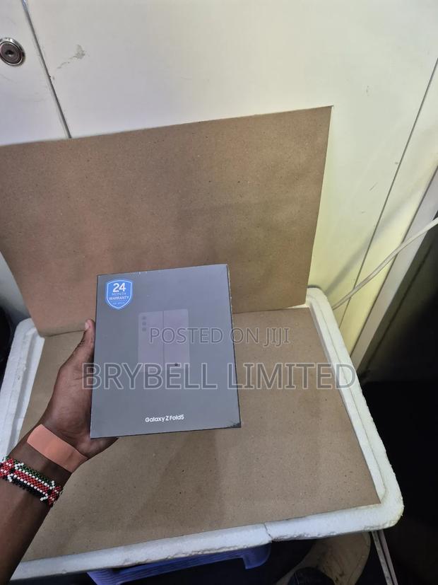 New Samsung Galaxy Z Fold 5 512 GB Blue - thumbnail 4