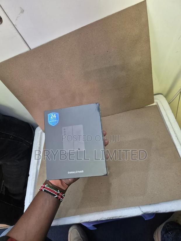 New Samsung Galaxy Z Fold 5 512 GB Blue - thumbnail 5