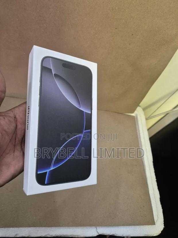 New Apple iPhone 16 Pro Max 256 GB Black - thumbnail 6