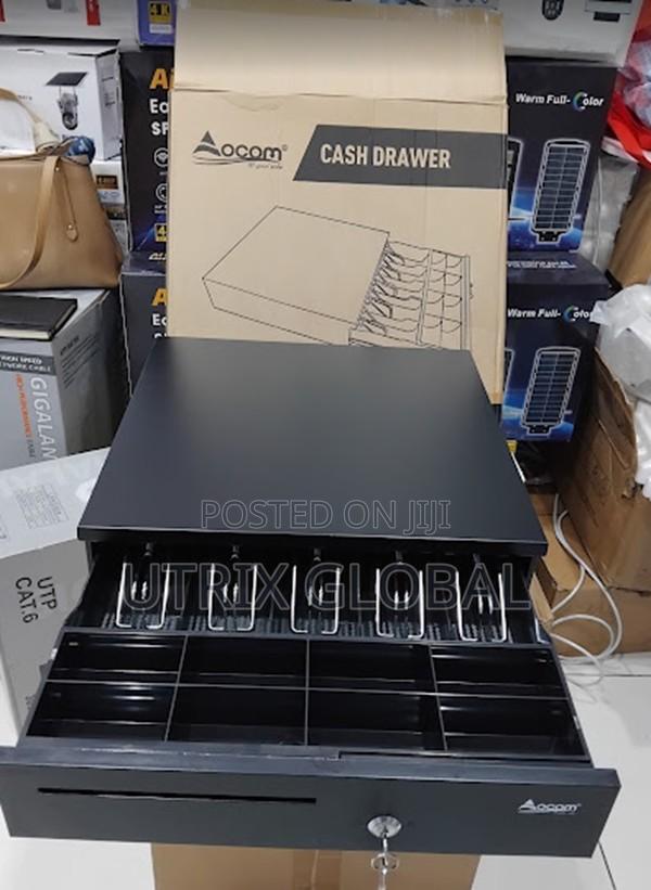 Reliable Store Cash Drawer Five Slot Lock Design