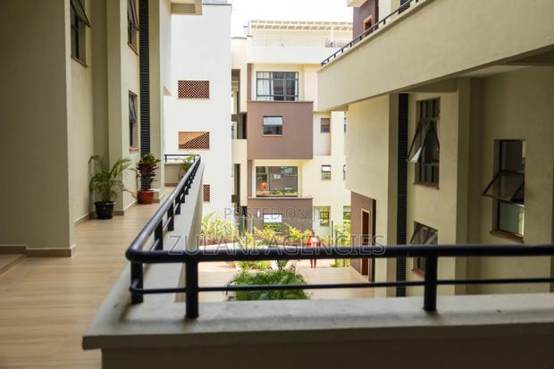 4bdrm Duplex in Rosslyn for rent - thumbnail 6