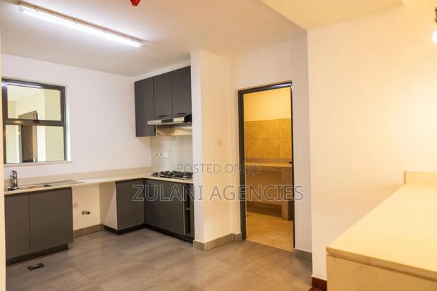 4bdrm Duplex in Rosslyn for rent - thumbnail 12