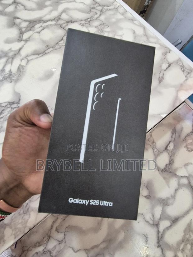 New Samsung Galaxy S25 Ultra 512 GB Silver - main view