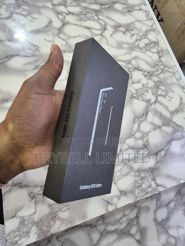New Samsung Galaxy S25 Ultra 512 GB Silver - thumbnail 9