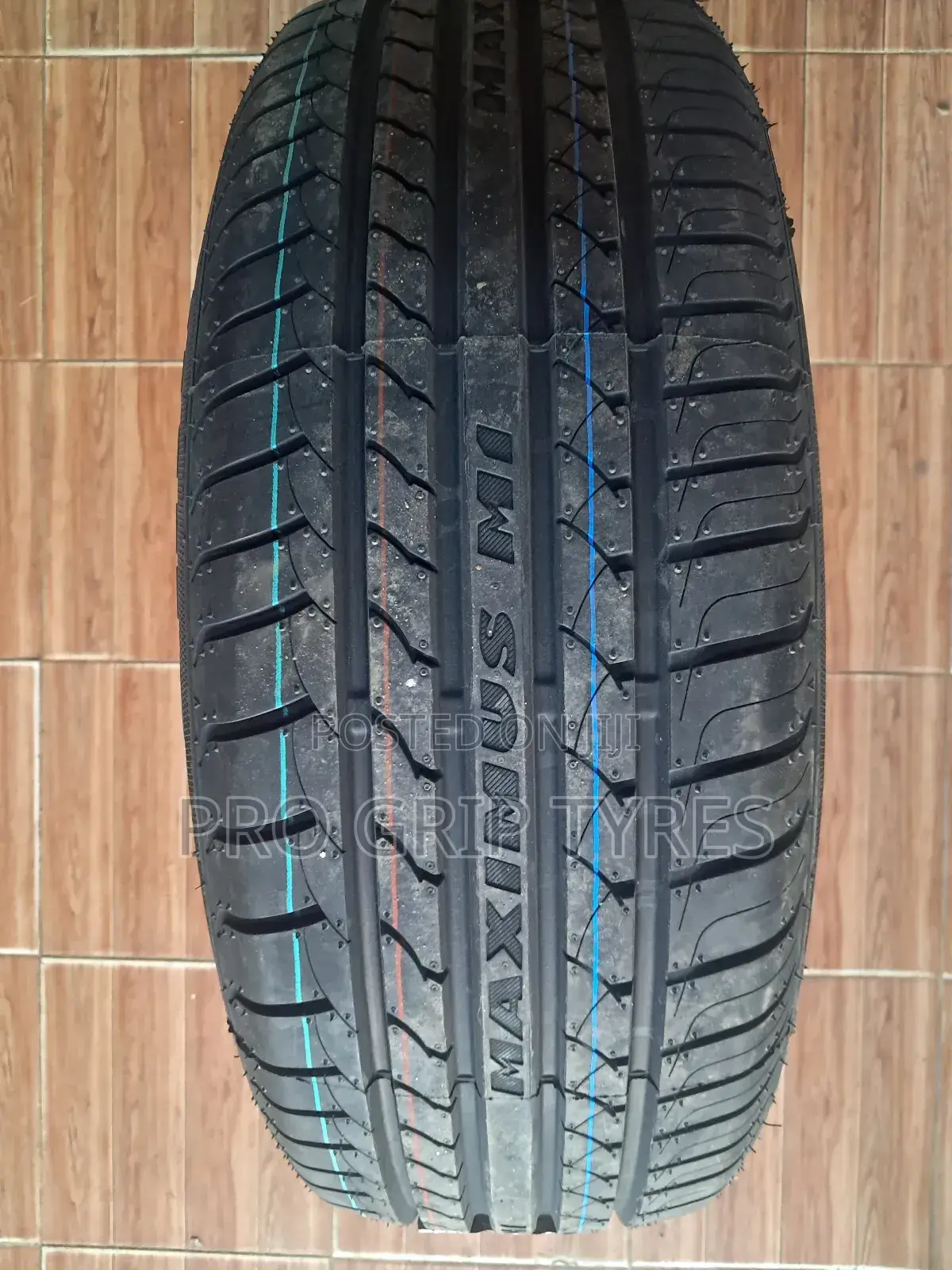 Maxtrek M1 225/60r17