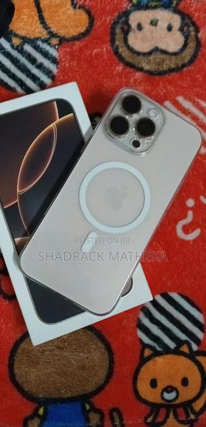 Apple iPhone 16 Pro Max 512 GB Gold - main view