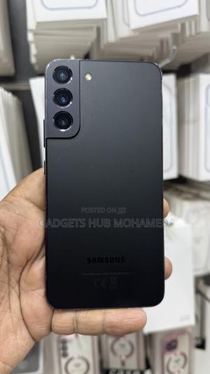 Samsung Galaxy S22+ 5G 256 GB Black - main view