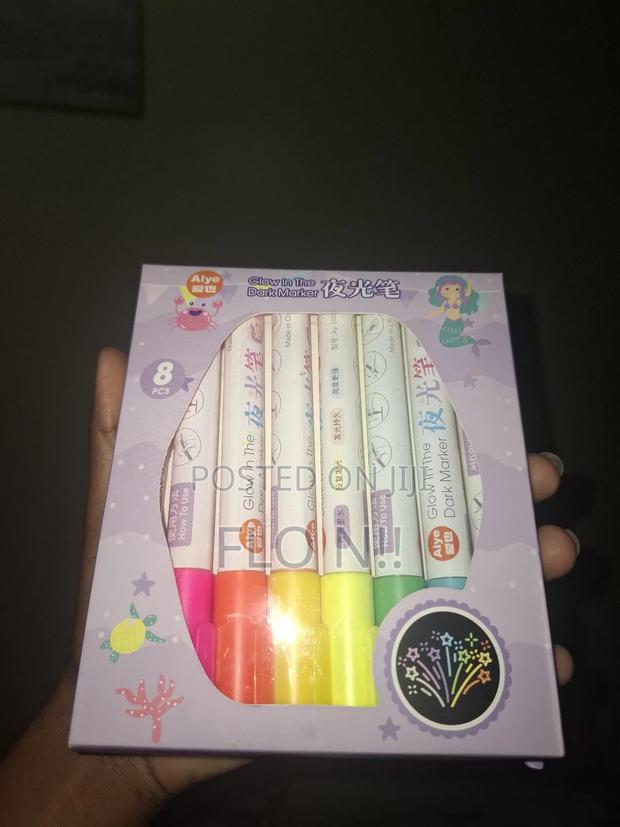 Glow in the Dark Markers - main view