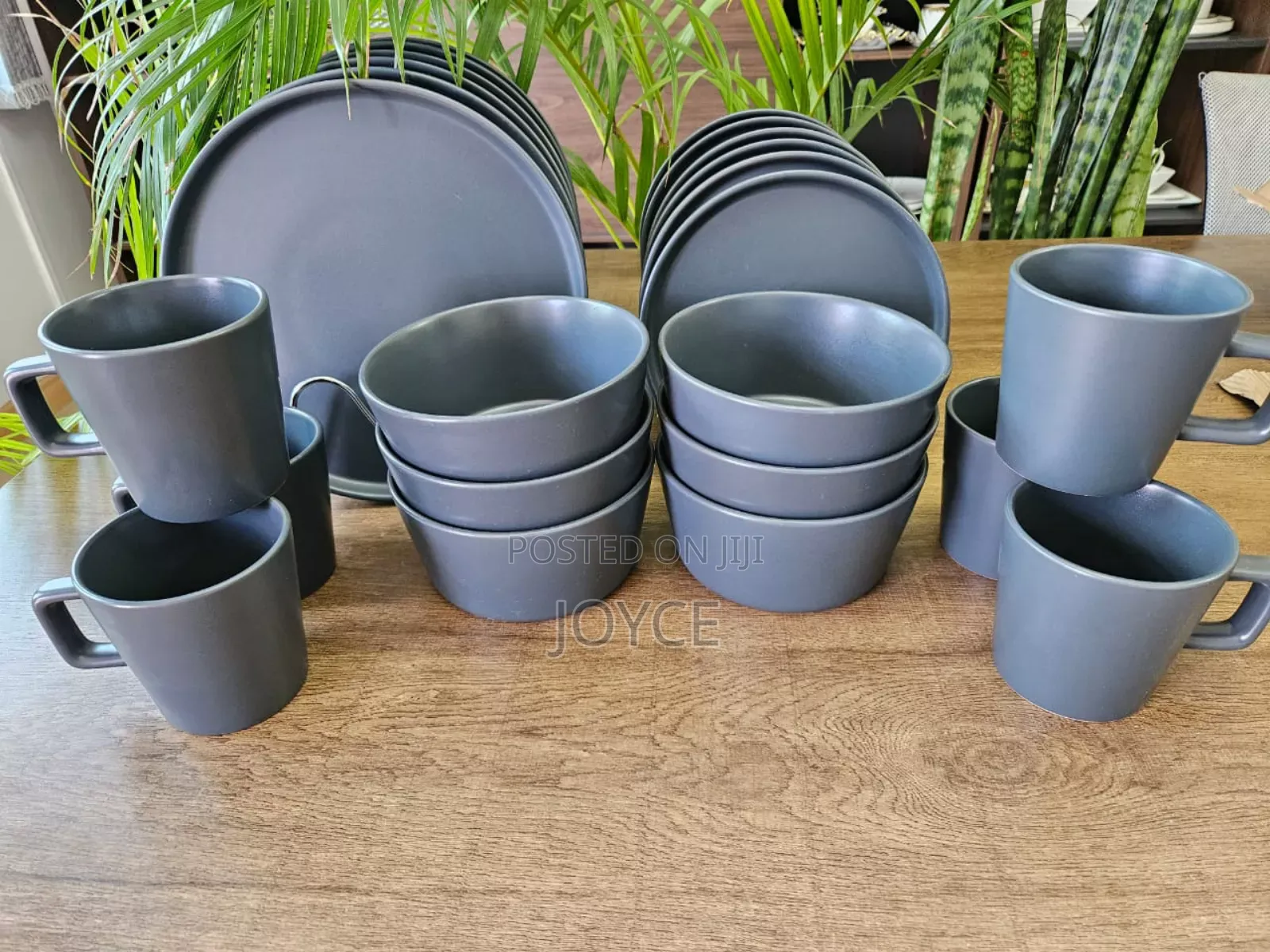 Grey Dinner Set