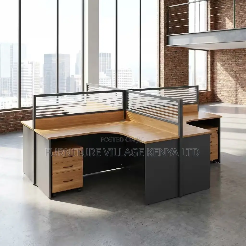 Workstation; Curved 4-way Workstation