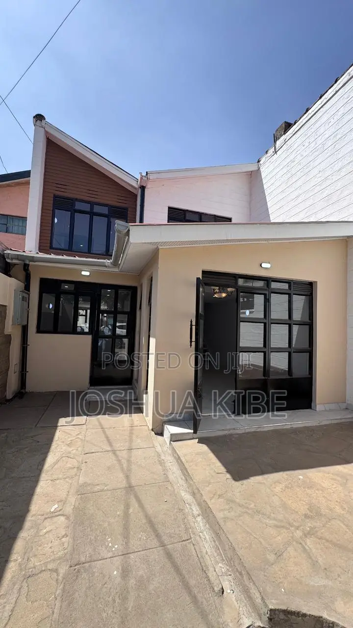 4bdrm Townhouse/Terrace in BuruBuru for sale