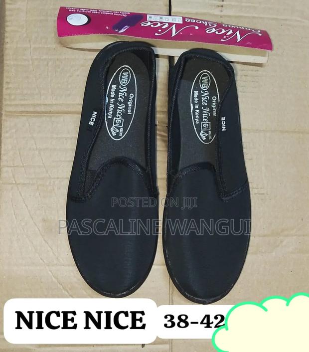 Shoes Selling - thumbnail 2