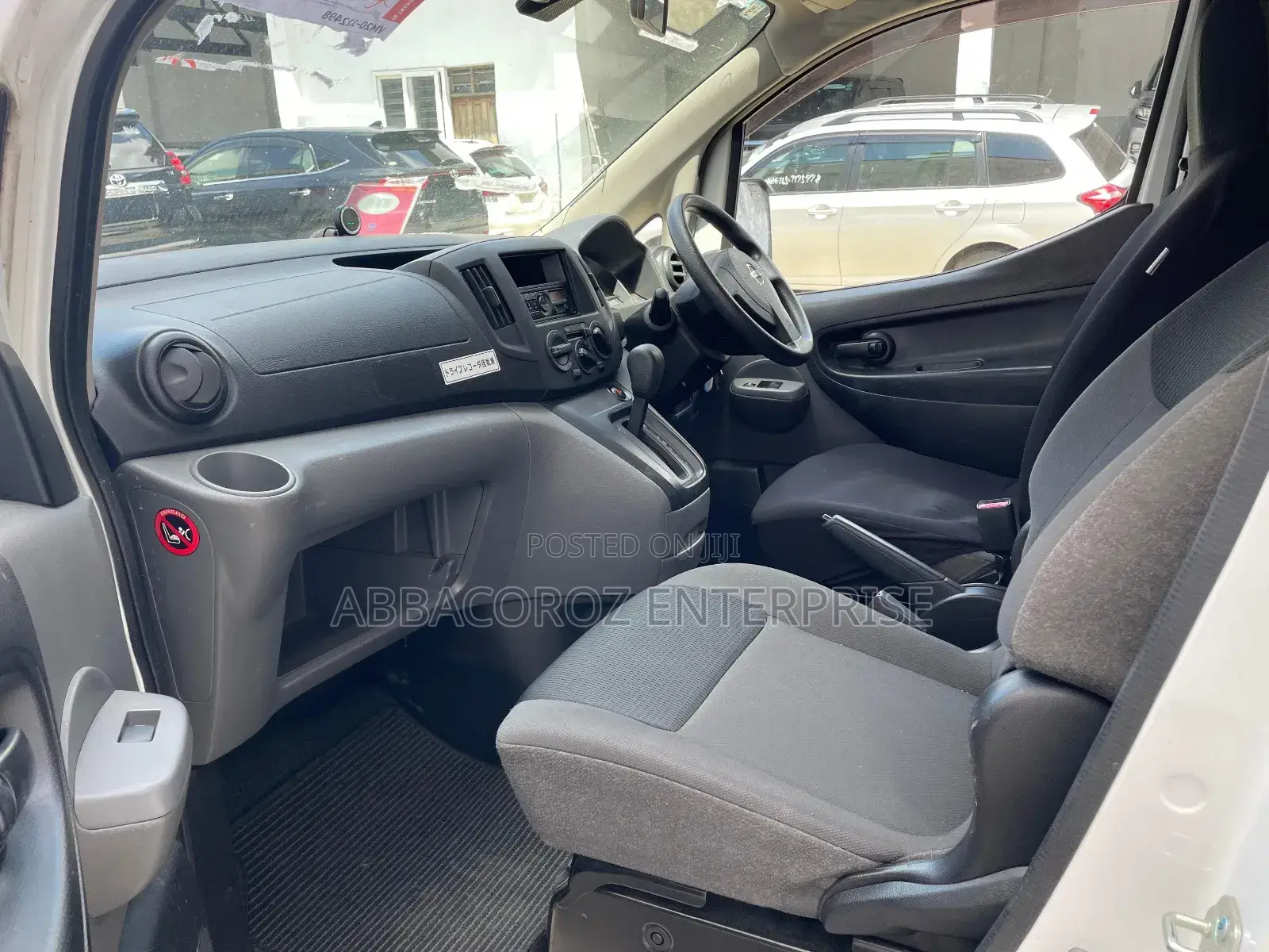 Nissan NV200 SV 2018 White