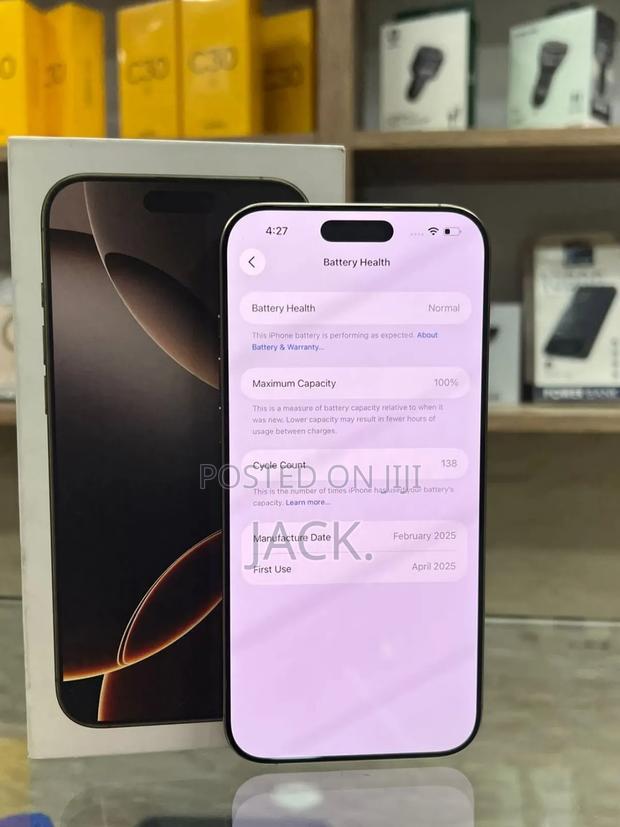 New Apple iPhone 16 Pro Max 256 GB Gray - thumbnail 3