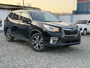 Subaru Forester Premium AWD 2019 Black