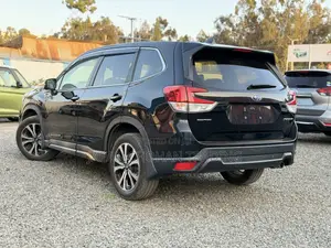 Subaru Forester Premium AWD 2019 Black