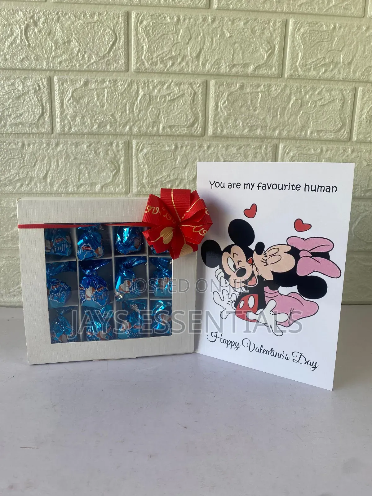 Valentines Gift: 12pcs Luxury Truffle Chocolate Card Set