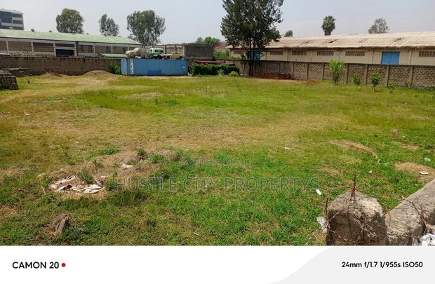 Property for Sale Size Half Acre, - thumbnail 2