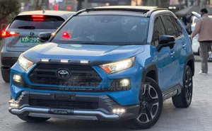 Toyota RAV4 2019 Blue