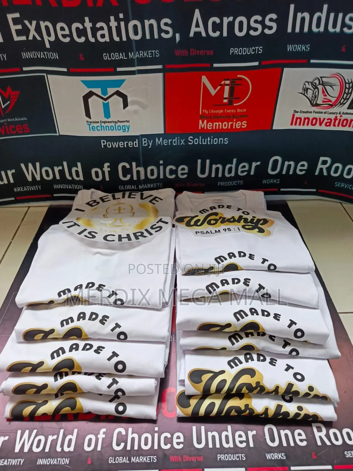 T-Shirt,Round Neck