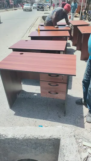 Dark Walnut