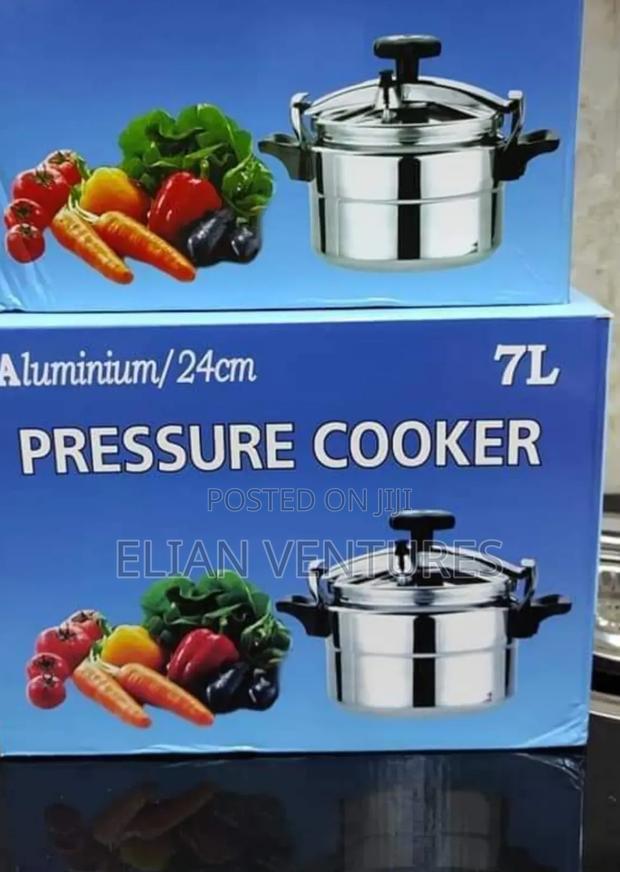 High Quality Pressure Cooker 7 Litres