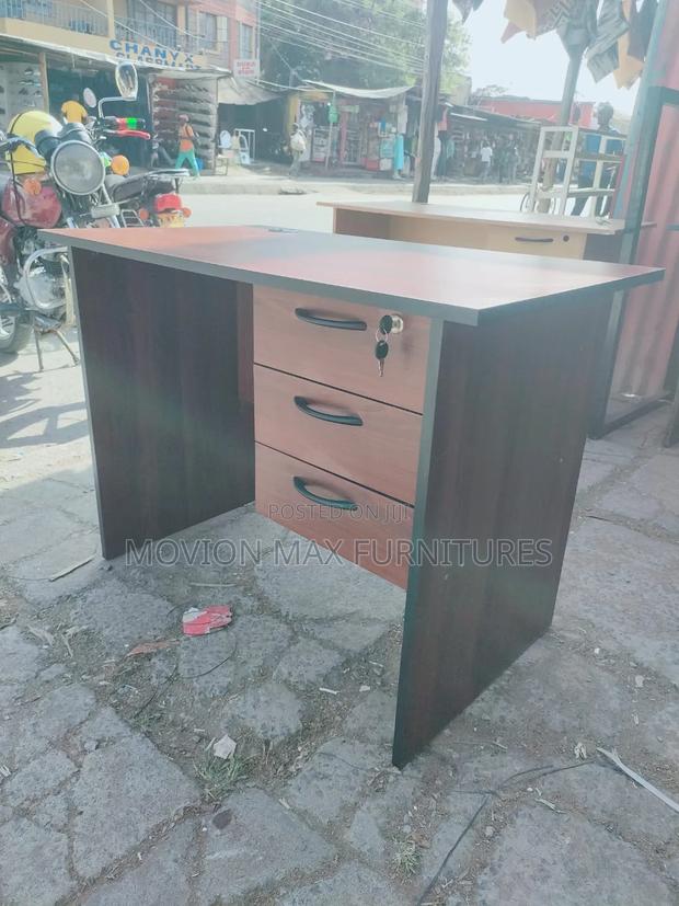 New Unique Desk - main view