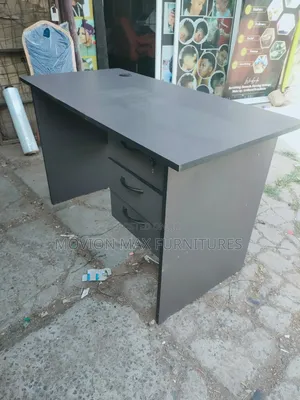 1.2m Smart Office Desk