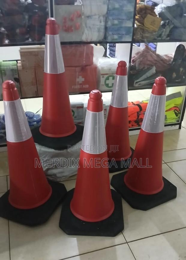 Traffic Cones,Cones - thumbnail 3