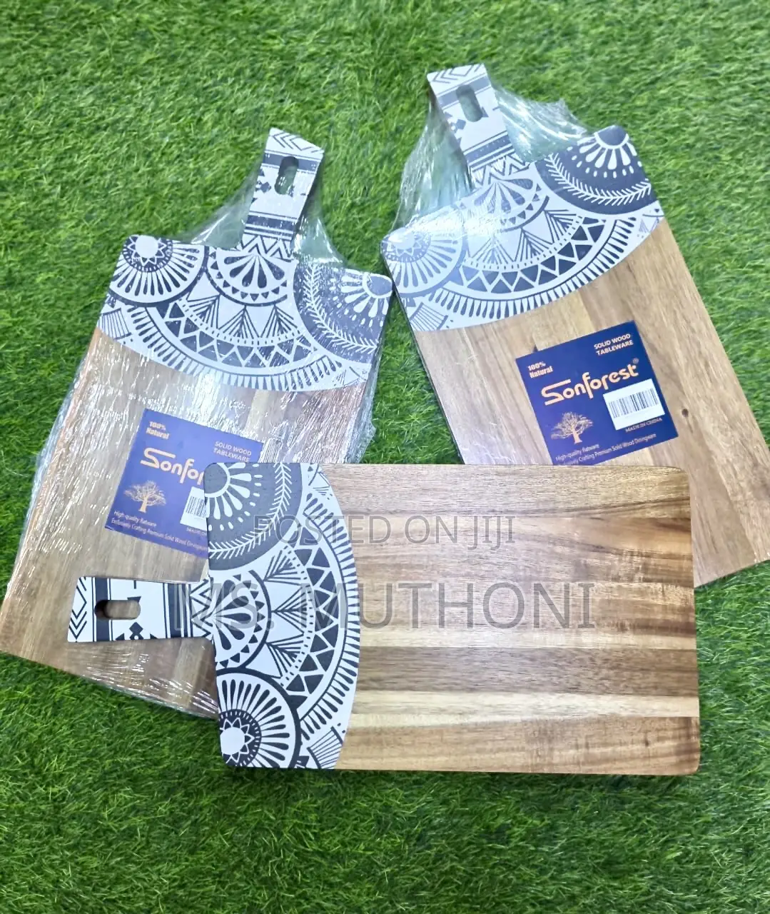 Sonforest Acacia Cutting and Serving Board. (46.8cm*22.5cm*1.5cm)