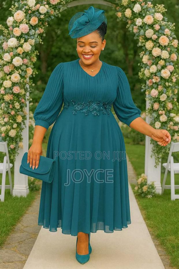 Maxi Dress - thumbnail 4