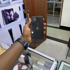 Apple iPhone 11 128 GB Black - main view