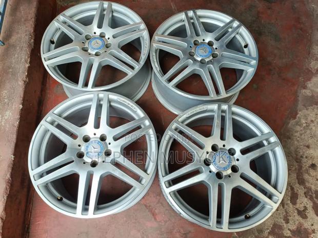 Mercedes C200 Size 17inch Wheels - thumbnail 3