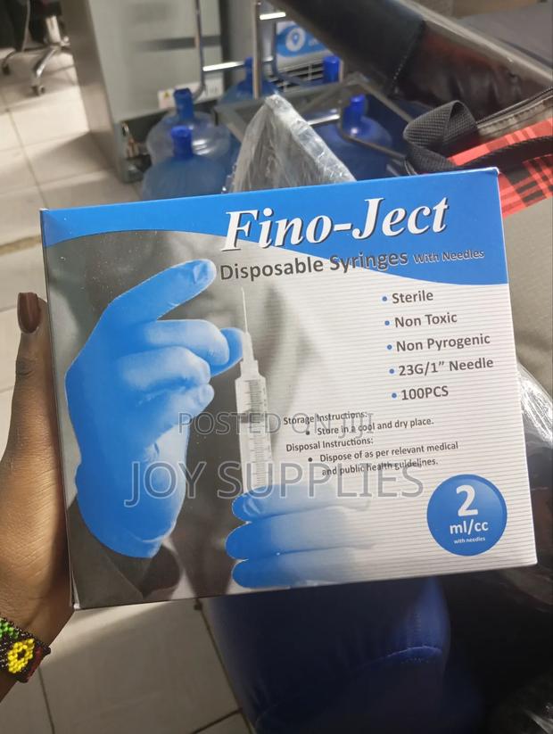 2cc Syringe With Needles - main view