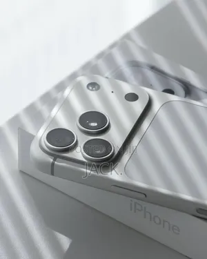 New Apple iPhone 17 Pro 256 GB White